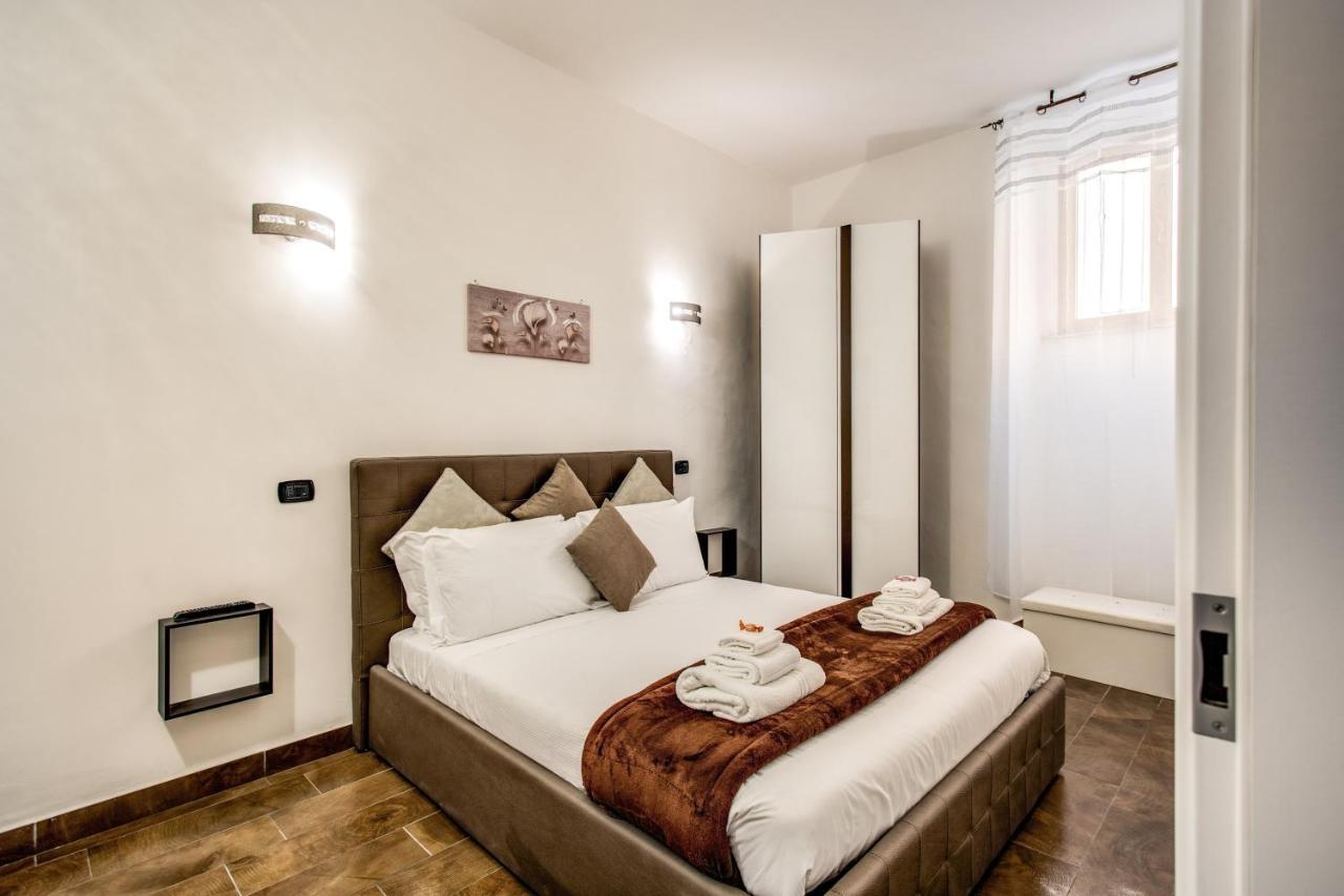 Laura Luxury Apartment In The Center Roma Exterior foto