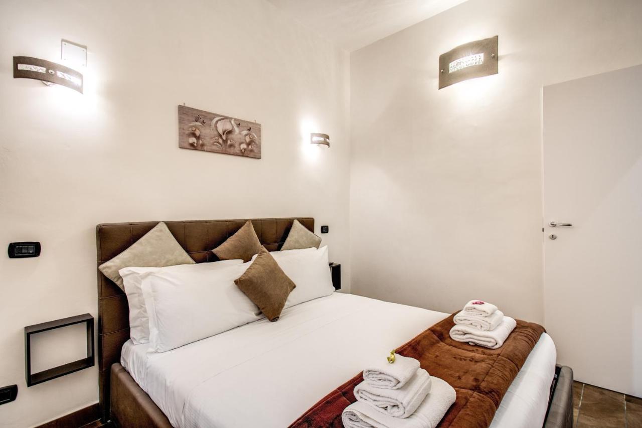 Laura Luxury Apartment In The Center Roma Exterior foto