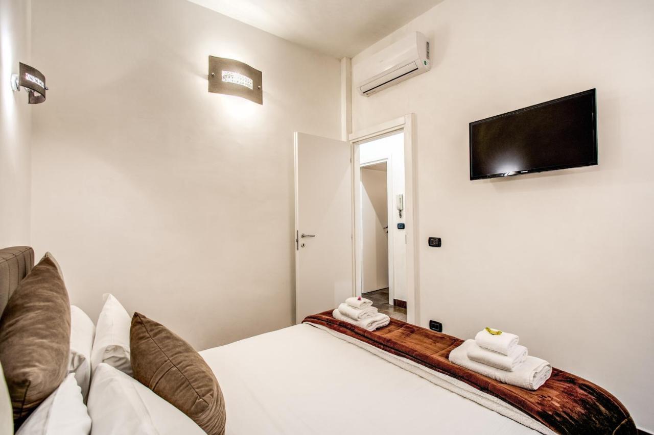 Laura Luxury Apartment In The Center Roma Exterior foto