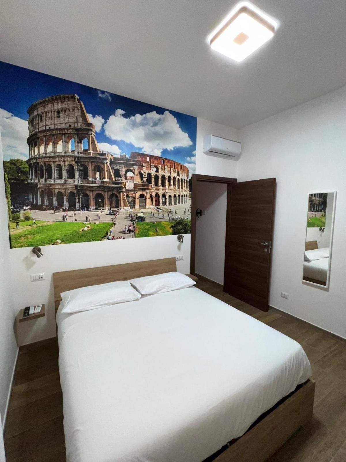 Laura Luxury Apartment In The Center Roma Exterior foto